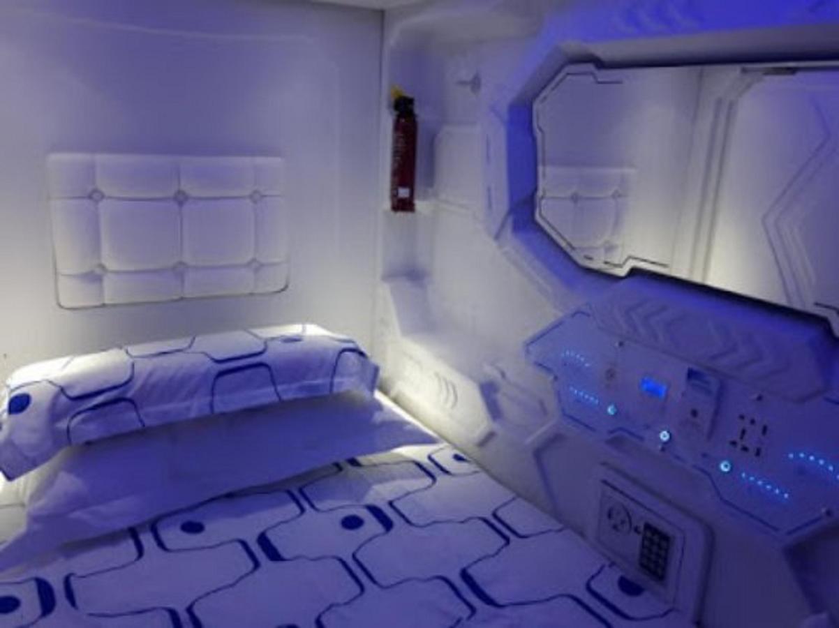 Riccarton Capsule Hotel Kuala Lumpur Kültér fotó